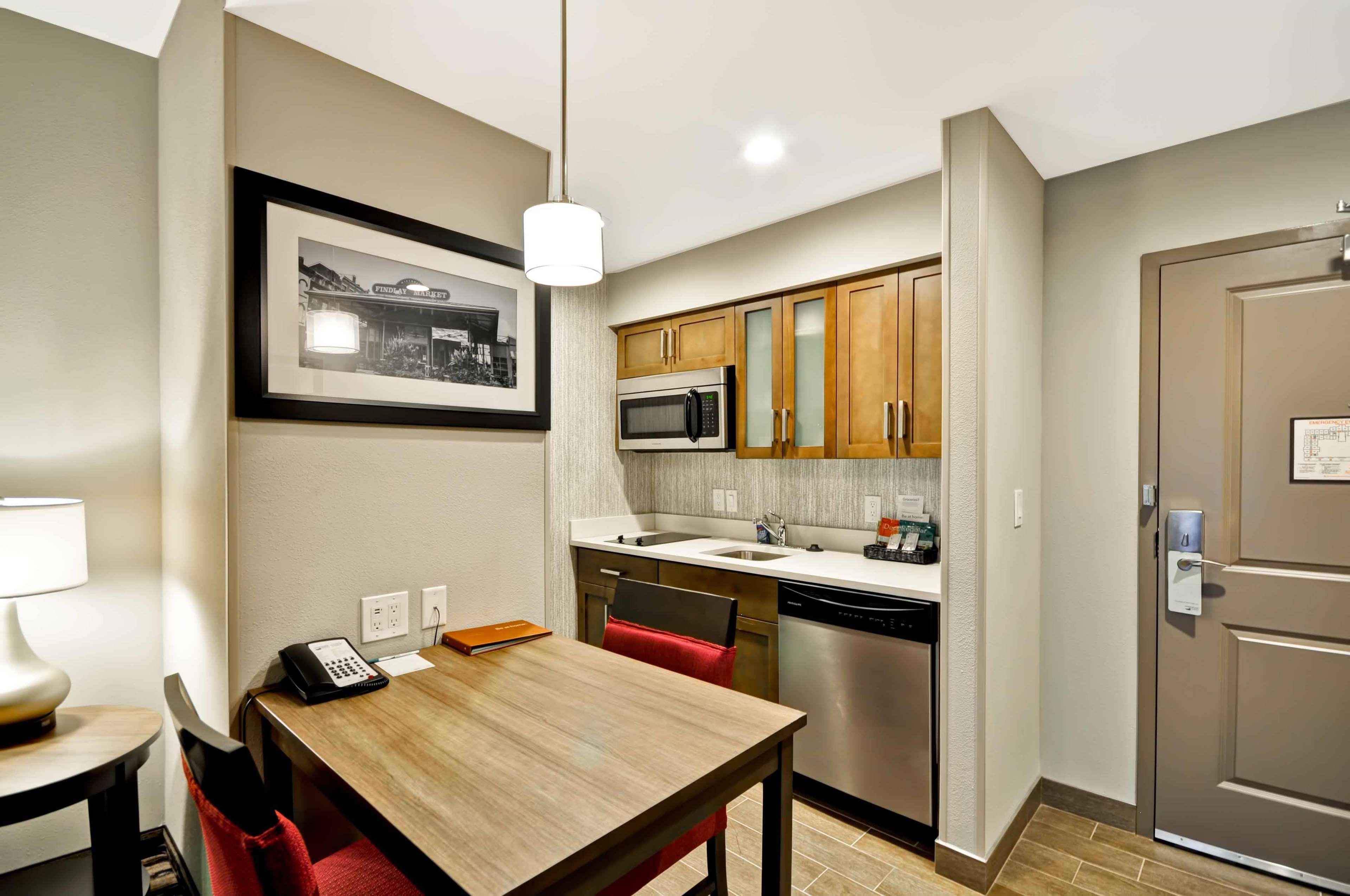 Homewood Suites By Hilton Cincinnati/ווסט צ'סטר מראה חיצוני תמונה